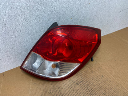 2008 2009 2010 Saturn Vue Right Passenger Rh Tail Light Side AE0192 LK0