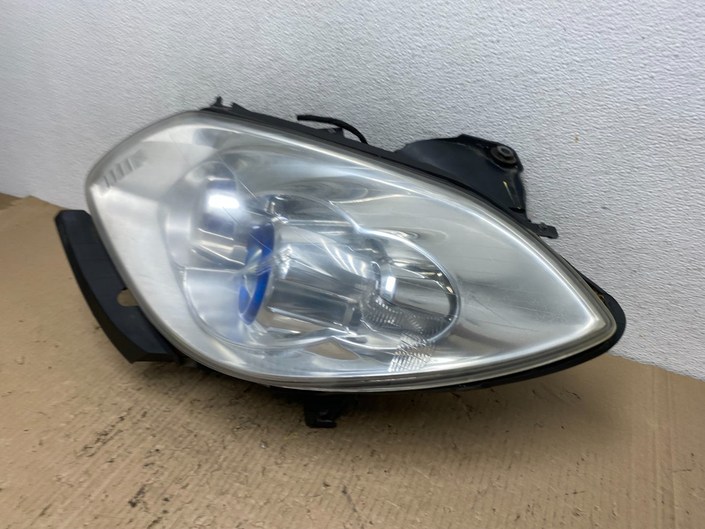 2008-2012 Buick Enclave Left Driver Headlight Xenon Hid One Ballast AF7112 DW1