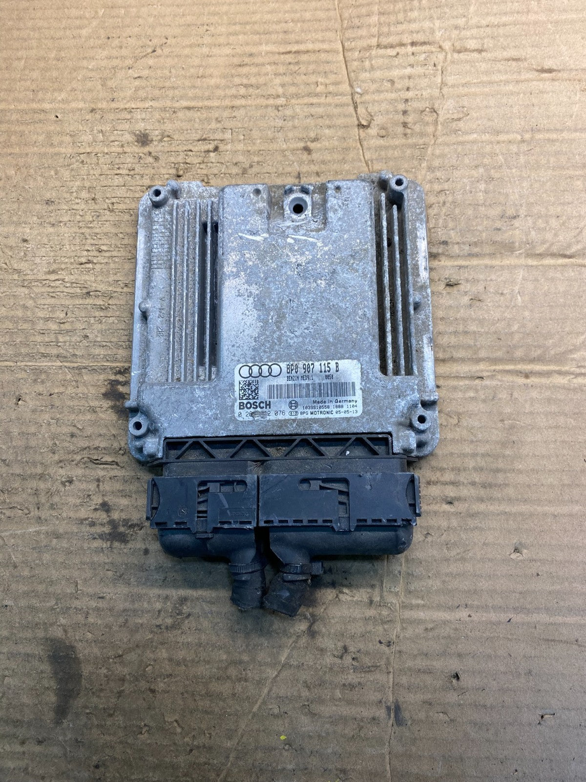2007 to 2008  Volkswagen EOS 2.0L T ECM Engine Control Unit ECU OEM AA7281 DG0