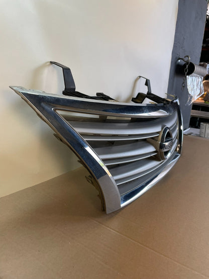 2013 to 2015 Nissan Sentra Front Upper Chrome Grill Grille AG0956 DG2
