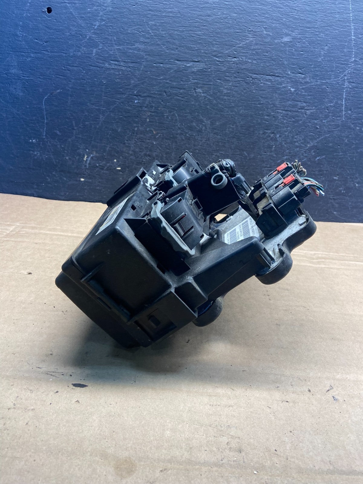 2005 Jeep Grand Cherokee Fuse Box Relay Body BCM Module Panel AE2479 DG3