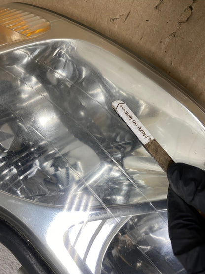 2000 to 2004 Toyota Avalon Halogen Left+Right Headlights AH5946 DW7