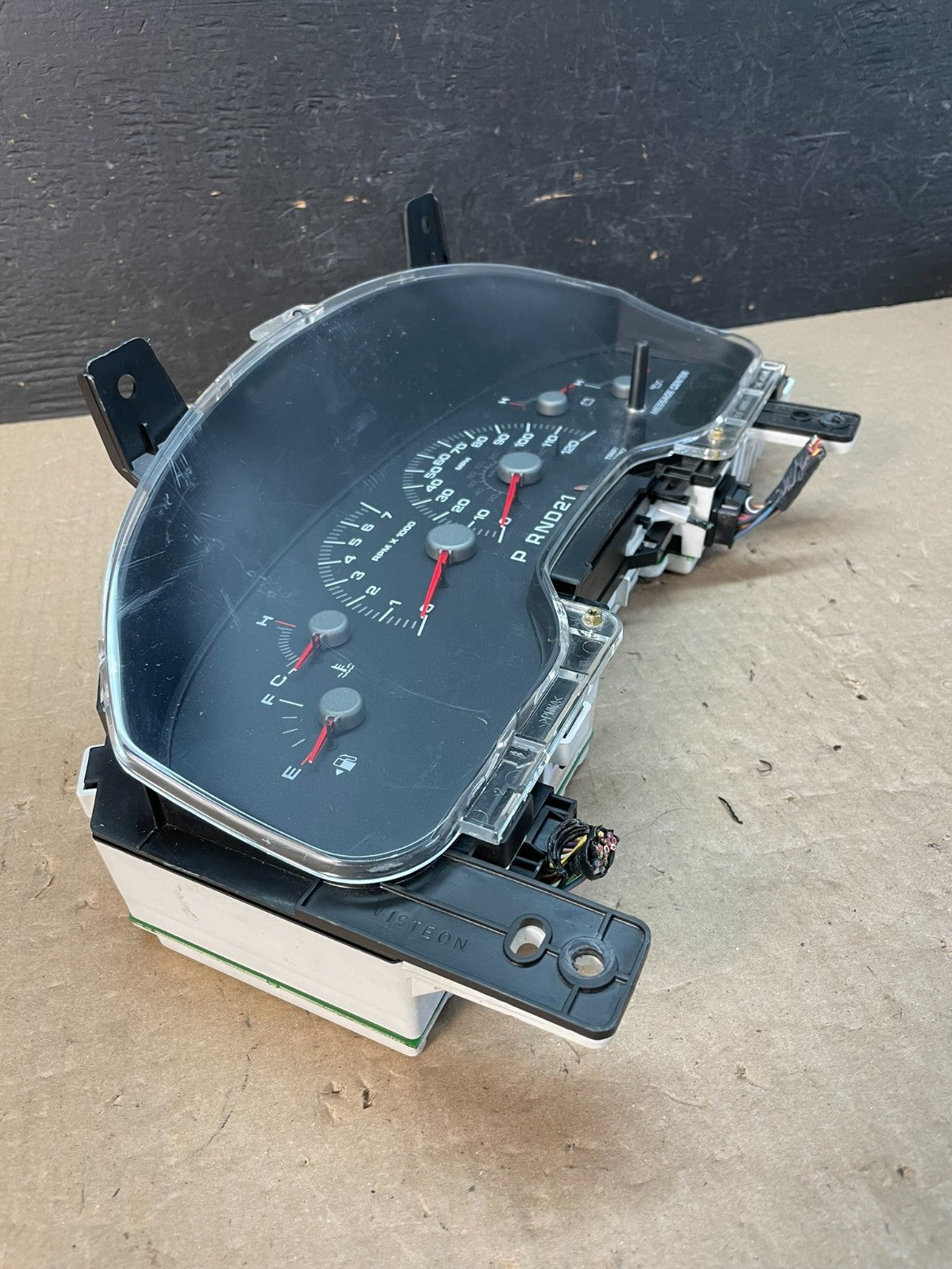 2000 2002 Ford Expedition Speedometer Instrument Gauge Cluster AE3386 DG1