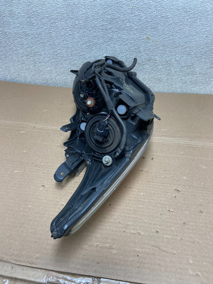 2010 - 2011 Toyota Prius Left Driver LH Halogen Headlight Oem AB1002 DW8