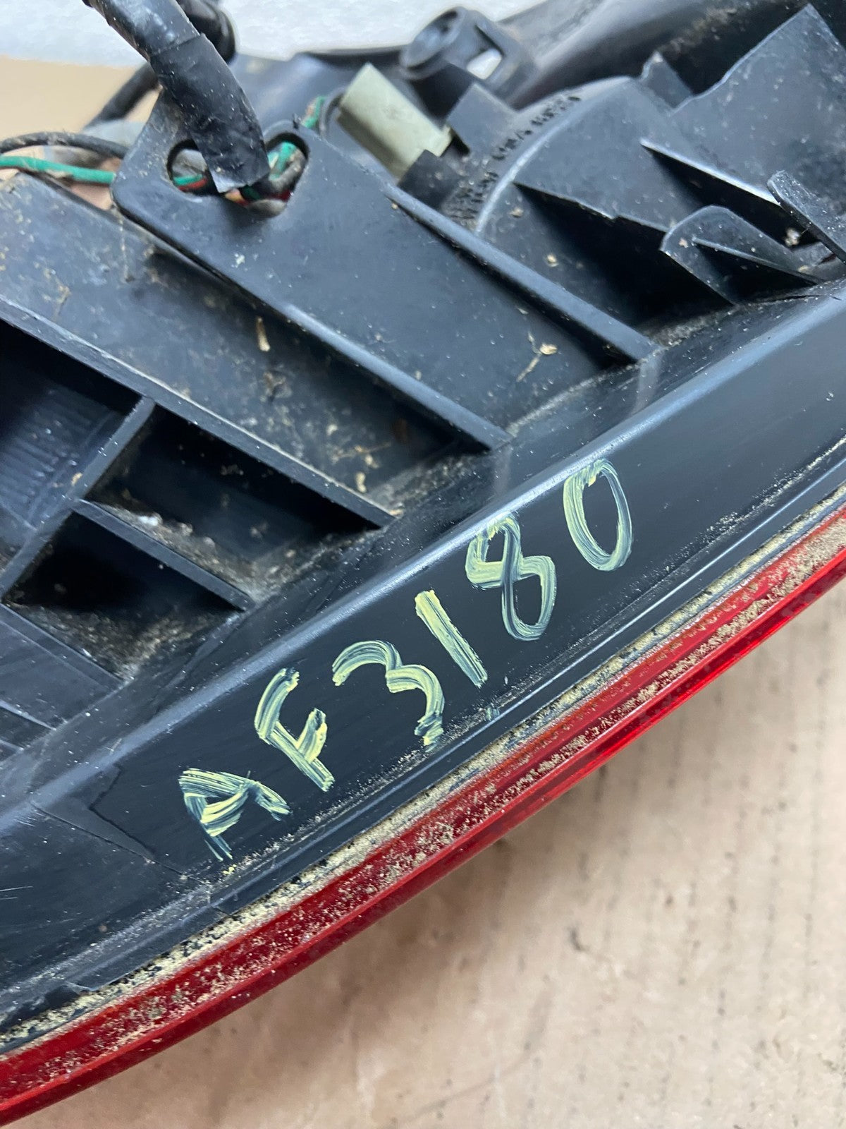 2000-2006 Honda Insight Right Passenger RH Side Tail Light AF3180 DW6
