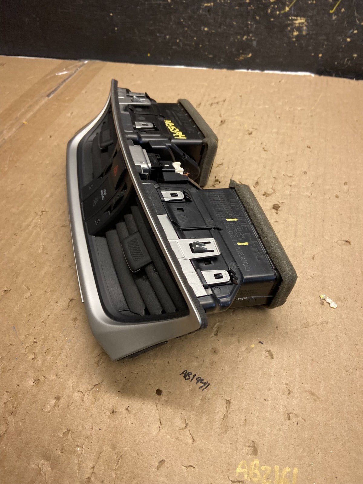 2013 to 2015 Nissan Sentra Air Vents Top Dash Center W/Hazzard Switch ab5394 DG2