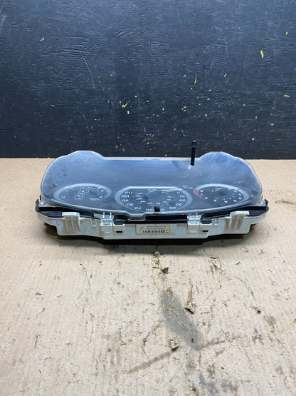 2004 2005 Toyota Sienna Speedometer Cluster Gauge Q9350 DG4