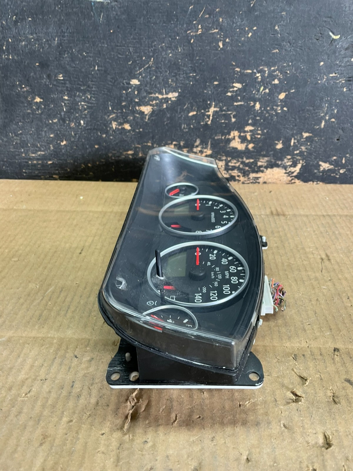 2005 2006 Nissan Pathfinder Cluster Speedometer Instrument OEM ab2888 DG5