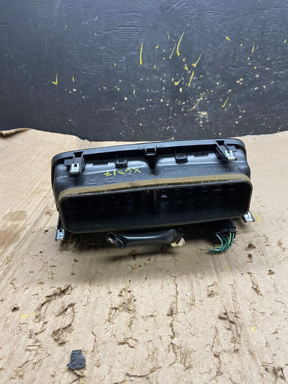 1997 to 2001 Lexus ES330 ES300 Front Center Side Air Vent X6317 DG3