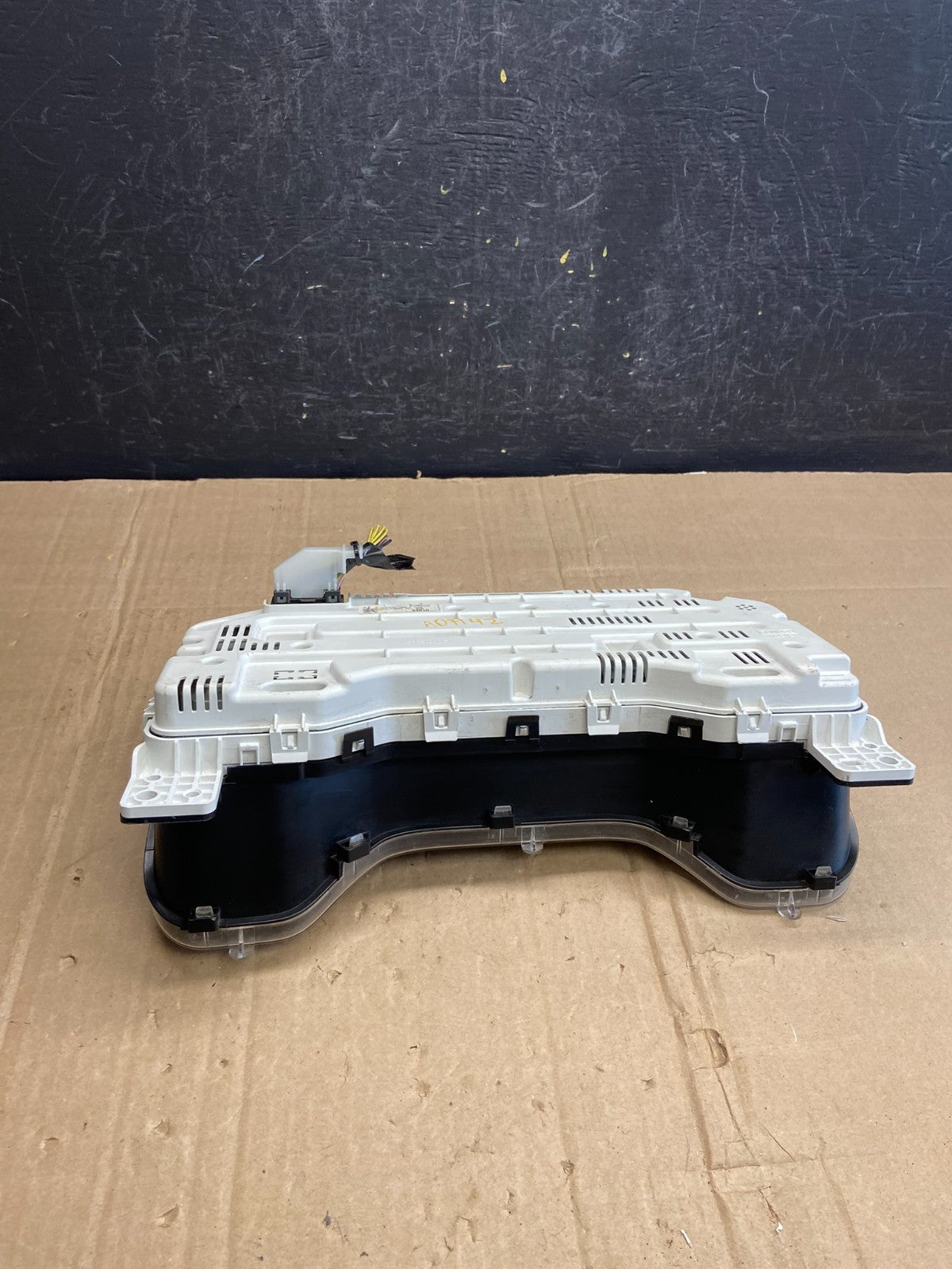 2011 to 2013 Ford E150 E250 E350 VAN Gauge Speedometer Cluster AD7142 DG6