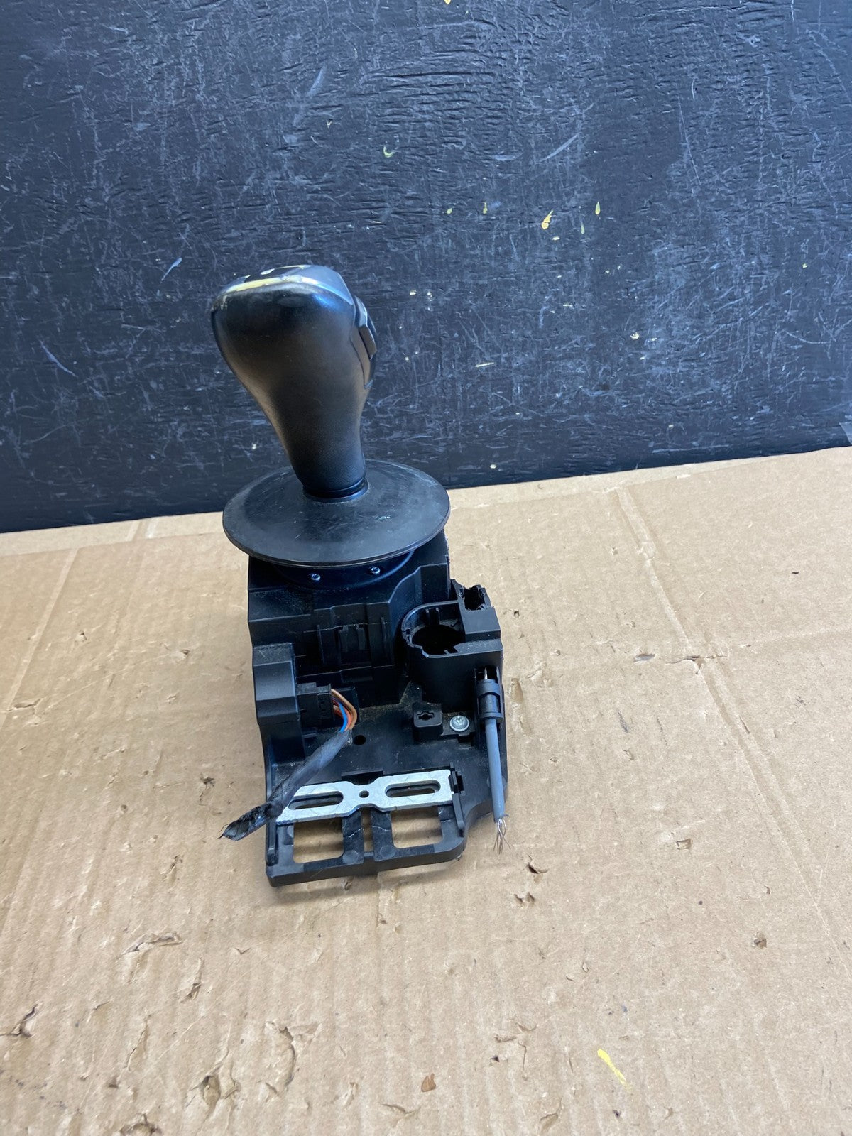 2008-2010 BMW 528I 535I E60 Auto Gear Selector Transmission Shifter AD2312 DG3