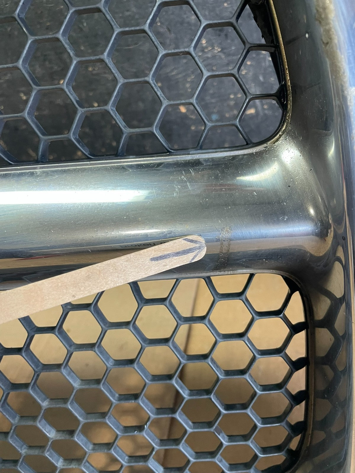 2002 2003 2004 2005 Dodge Ram 1500  Upper Front Grill Grille Z8593 DG5