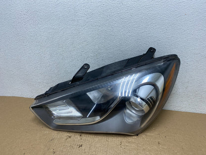 2013 - 2016 Hyundai Genesis Coupe Left Driver LH Halogen Headlight AF8138 DW0