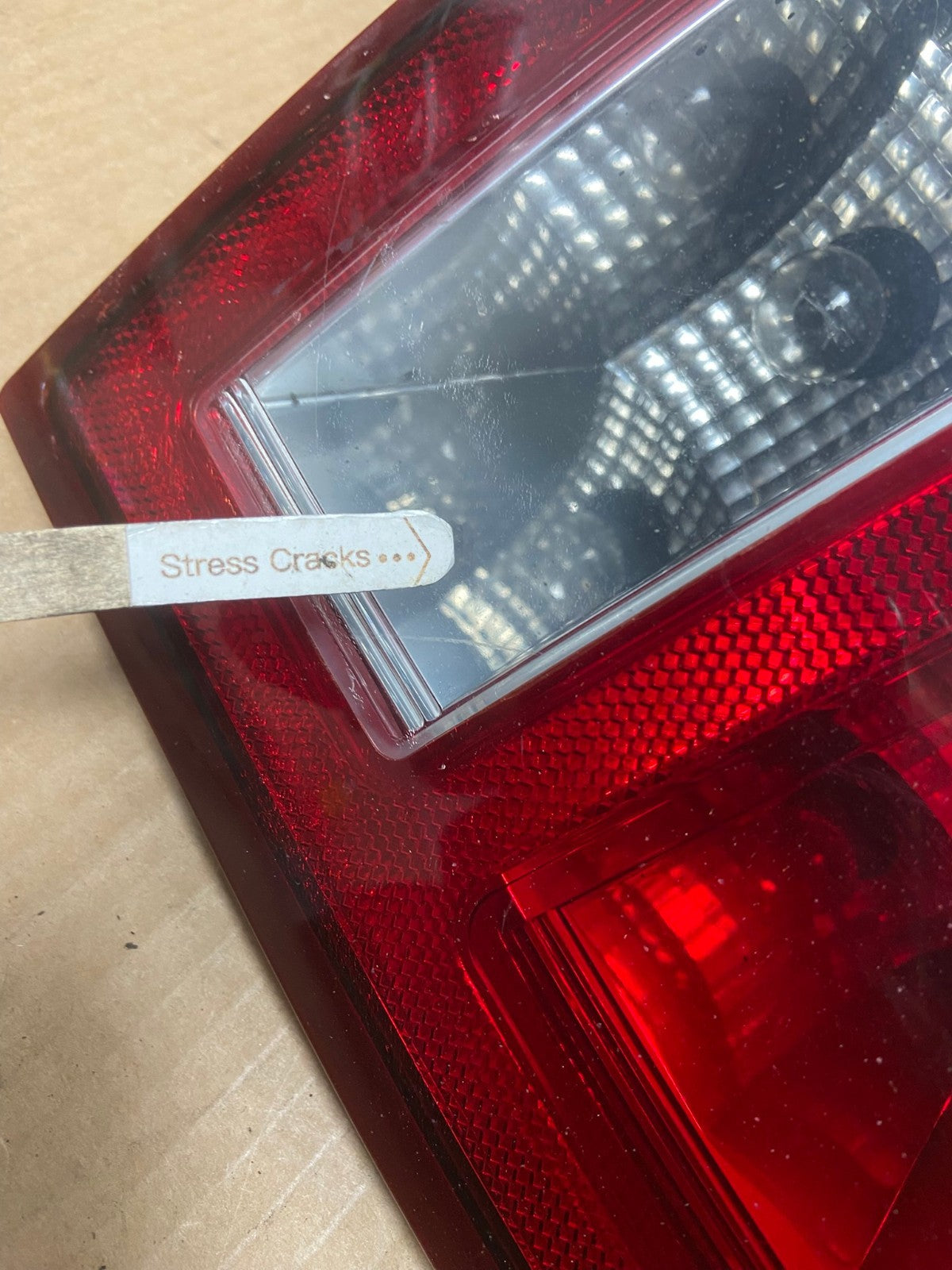 2005 to 2006 Jeep Grand Cherokee Left Driver Side Lh Tail Light AI6944 LK4
