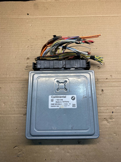 2007 - 2011 BMW 328i 128i E90 ECM ECU Engine Computer 7624048 AD9447 DG0