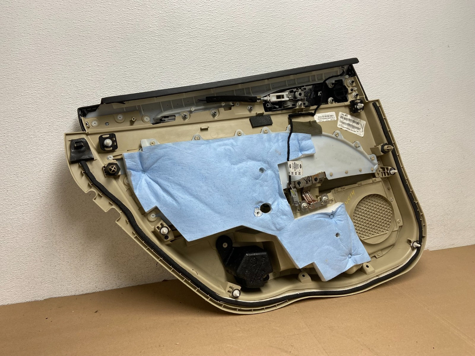 2013 to 2014 Ford Fusion Rear Right Passenger Interior Door Panel AG4514 DG8