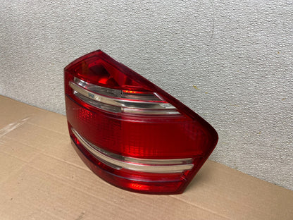 2007 to 2009 Mercedes GL-Class GL450 Right Passenger Tail Light OEM AA8645 LK1