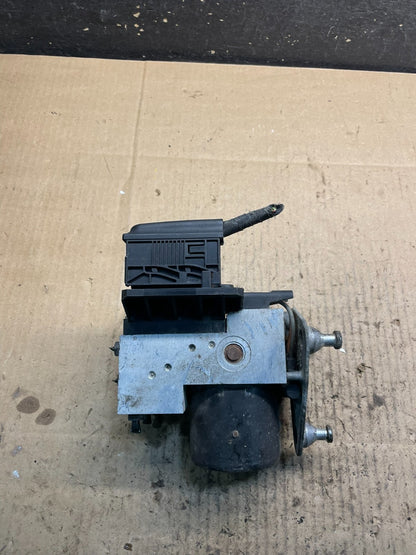 1998 1999 Mercedes E300 E320 ABS Anti Lock Brake Pump Module W6798 DG0
