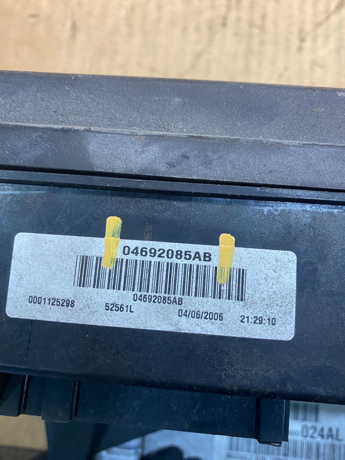 2006 Jeep Grand Cherokee Integrated Power Fuse Box 04692085ab AC4278 DG6