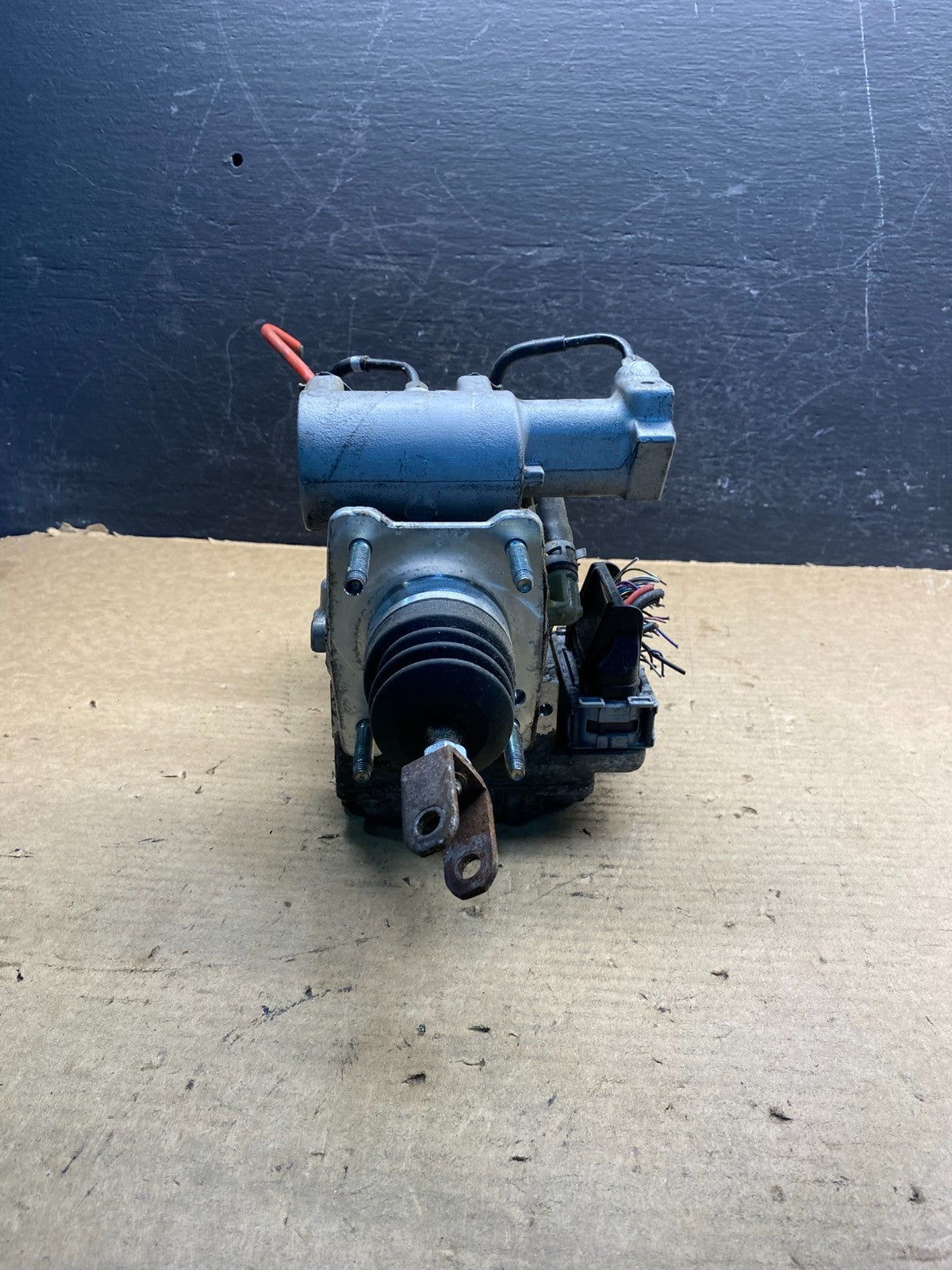 2010 - 2015 Toyota Prius ABS Brake Pump Anti Lock Module AE0025 DG4