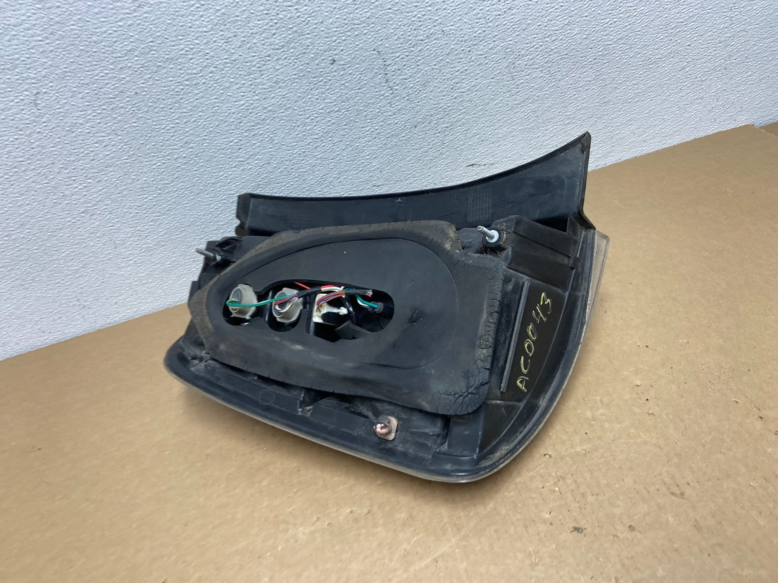 2004 - 2005 Toyota Prius Right Passenger Side Rh Tail Light TYC AC0043 DW5