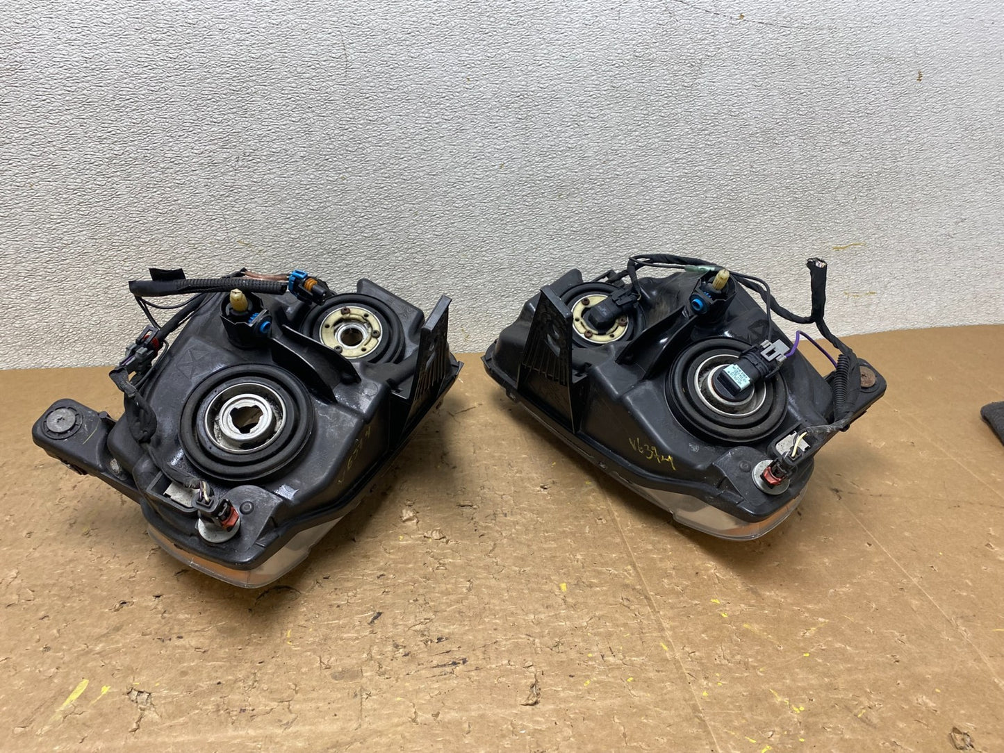 2011-2013 Jeep Grand Cherokee Left+Right Halogen Headlights V6374 DW9