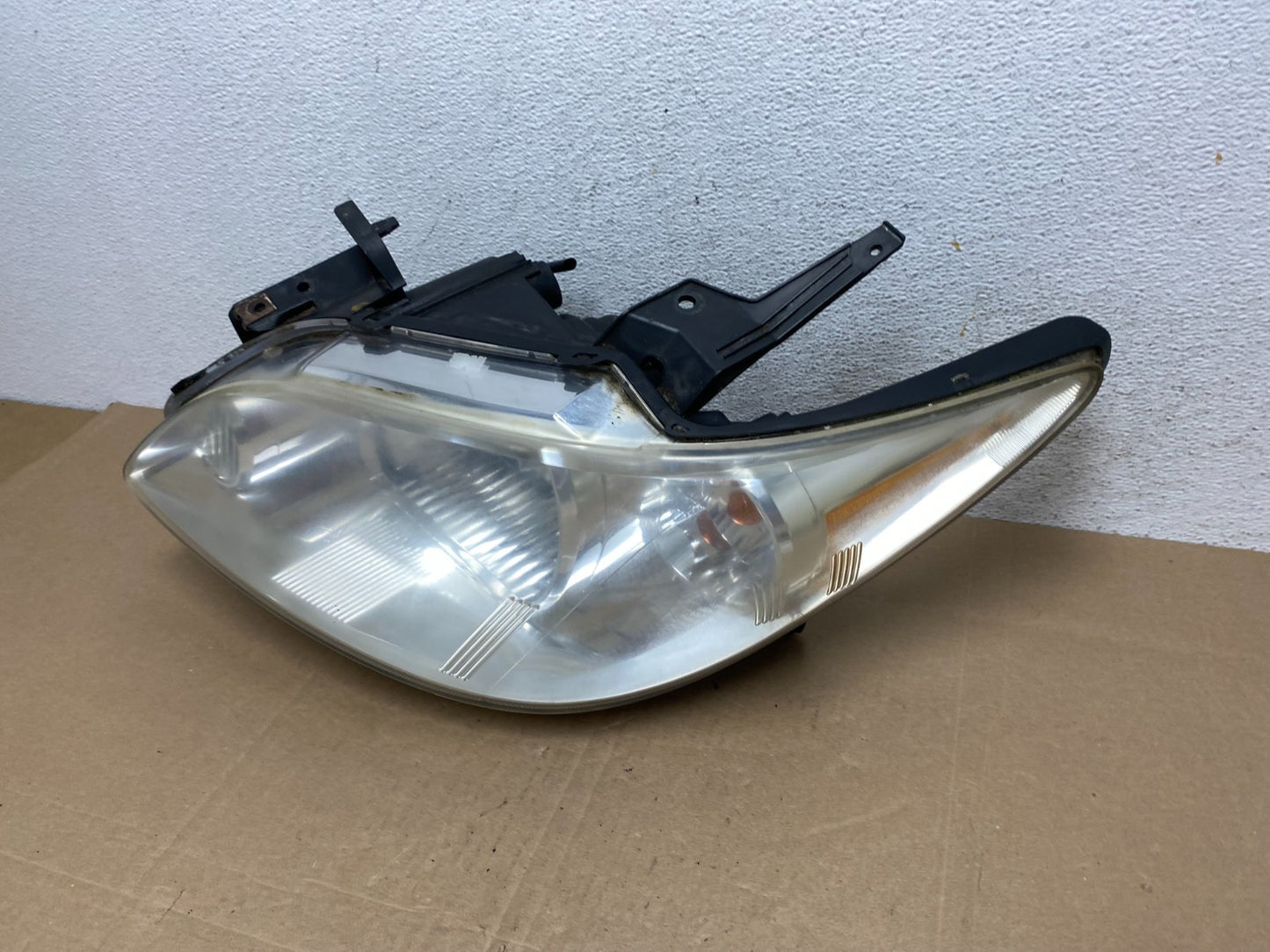 2004 2005 2006 Mazda Mpv Left Driver LH Headlight ae4904 DG1