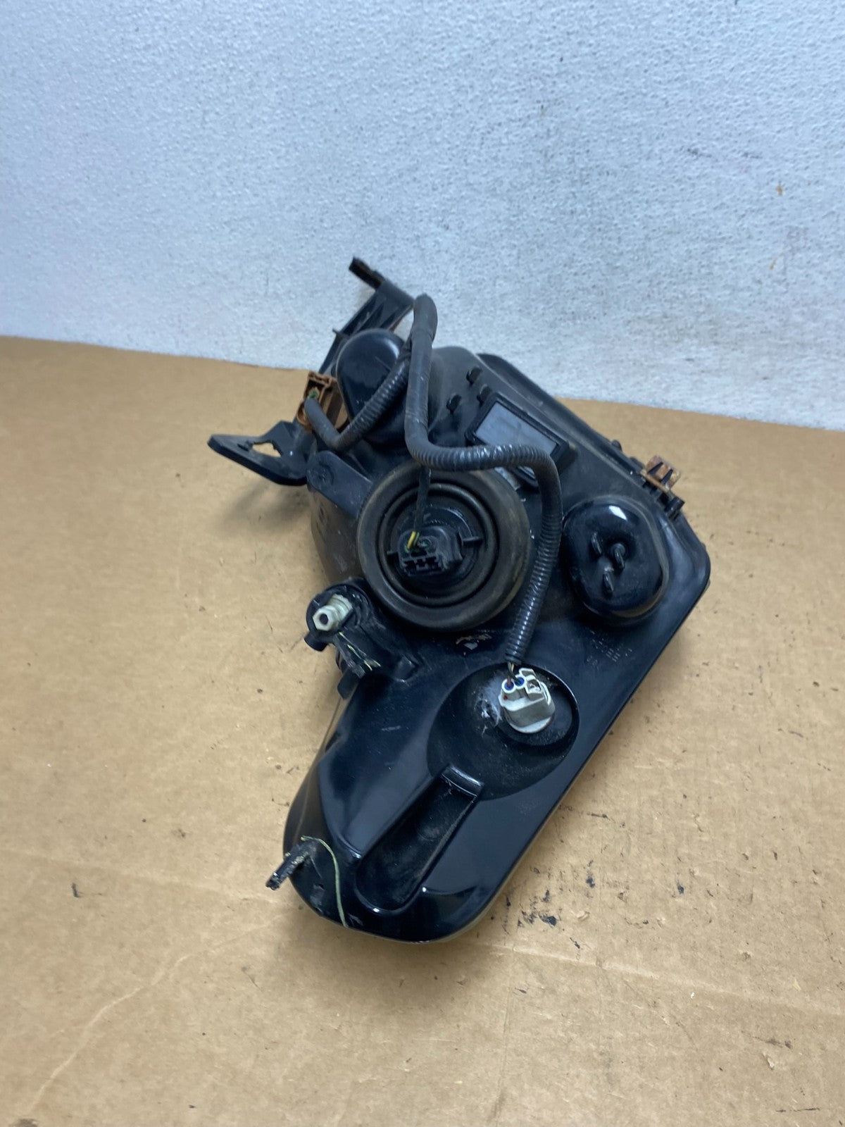2008 2009 2010 2011 Ford Focus Left Driver Lh Headlight Halogen AD5234 DW11