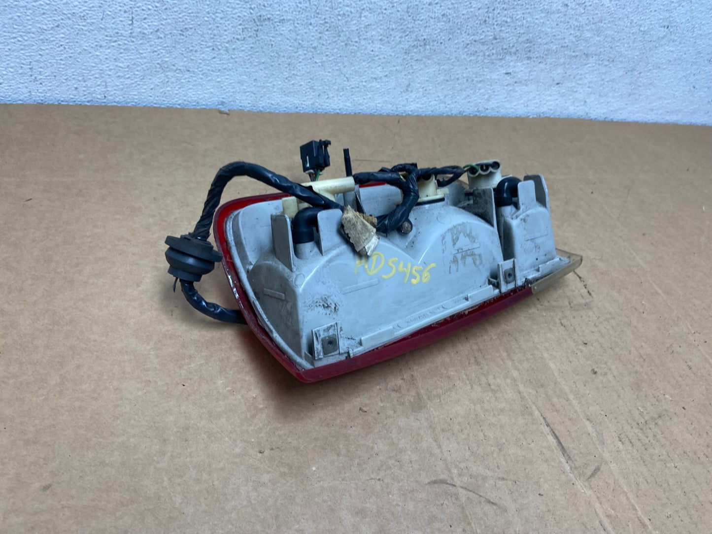 1995 to 2005 Chevrolet GMC Blazer S10 Left Driver Side Tail Light AD5456 LK4