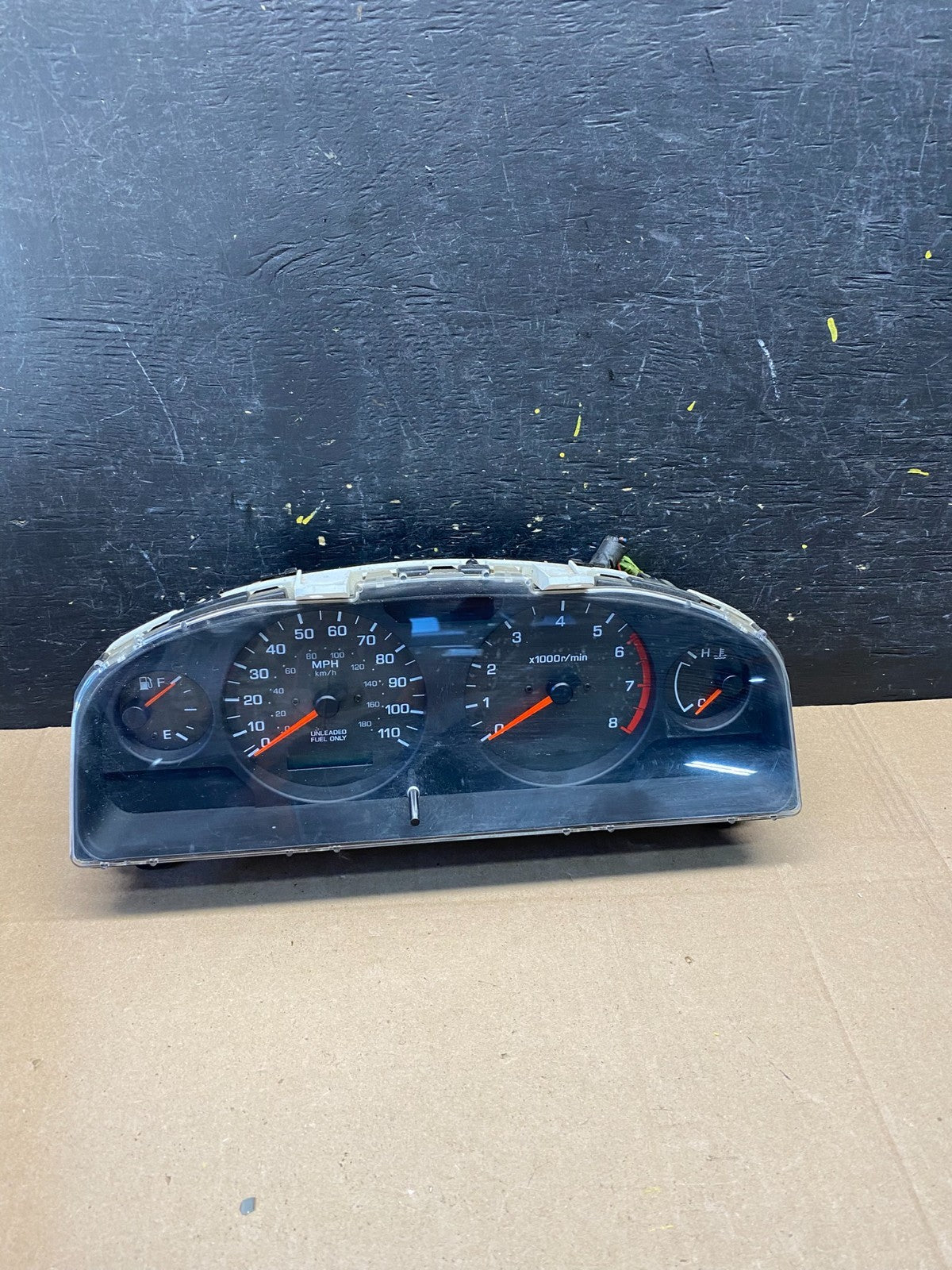 1999 2000 Nissan Xterra Frontier Speedometer Cluster Gauge OEM R6332 DG0