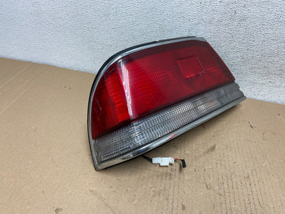 1989 to 1991 Nissan Maxima Left Driver Side Tail Light AF3140 PS2
