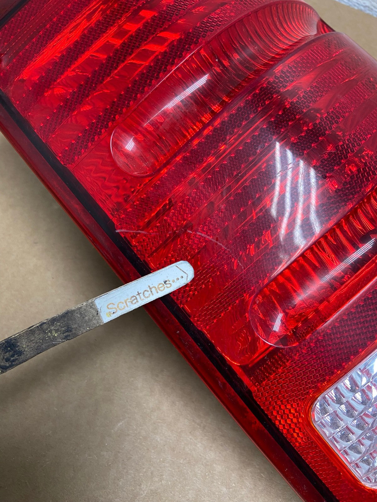 2002 to 2005 Ford Explorer Right Passenger Rh Side Tail light AI2550 LK3