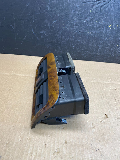2000 to 2004 Toyota Avalon Center Console Dashboard Air Vent AE1769 DG1
