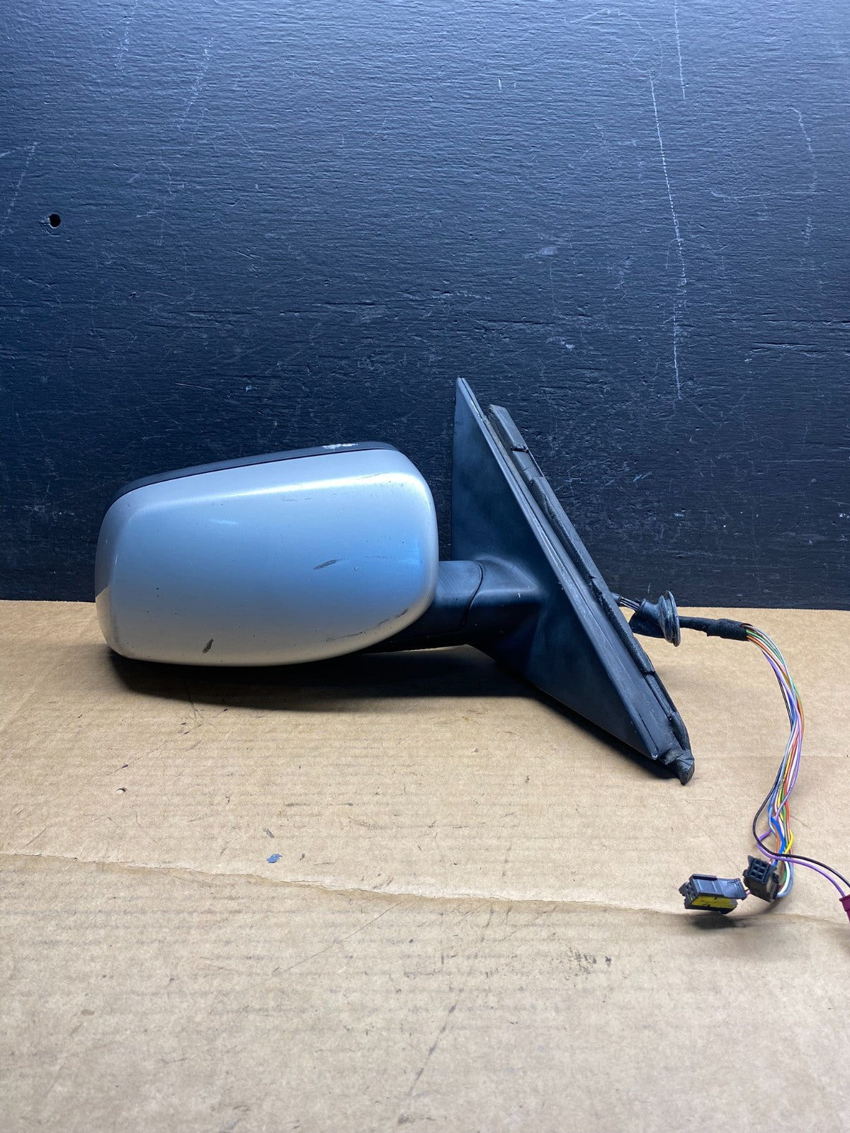 2004 - 2006 BMW 5-Series 525i 530i Right Passenger RH Door View Mirror AD6739 DG0