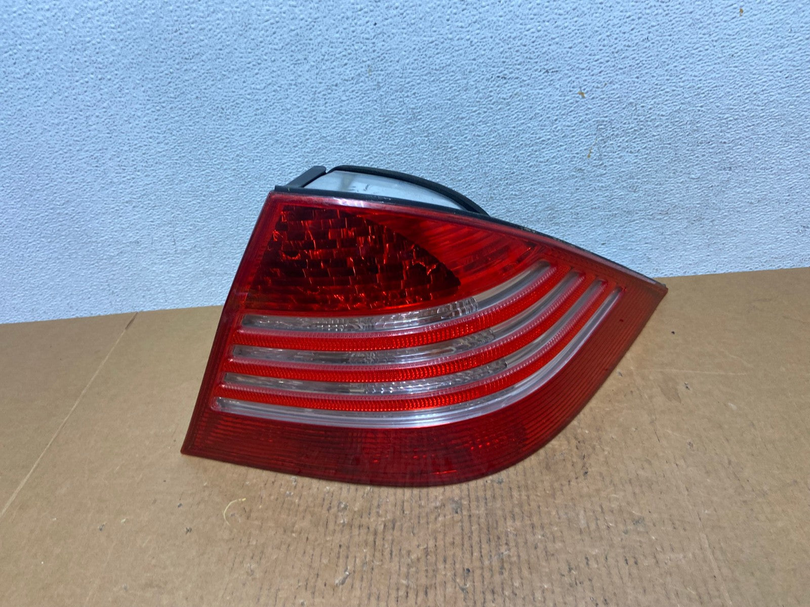 2003 to 2006 Mercedes-Benz S-Class Tail Light Right Passenger Side AD9326 LK0