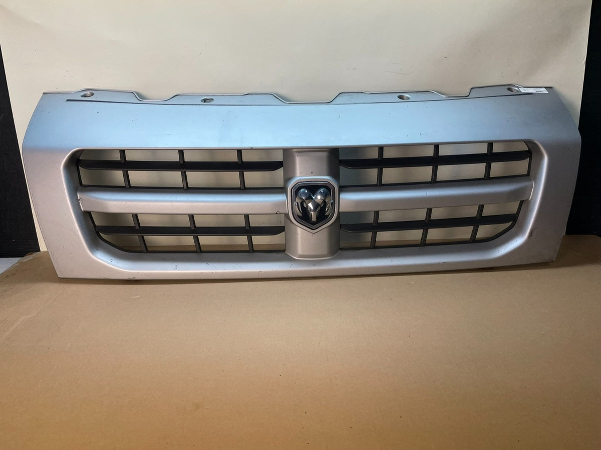 2014 to 2018 Dodge Ram Promaster Upper Front Grill Grille AI3862 DG0