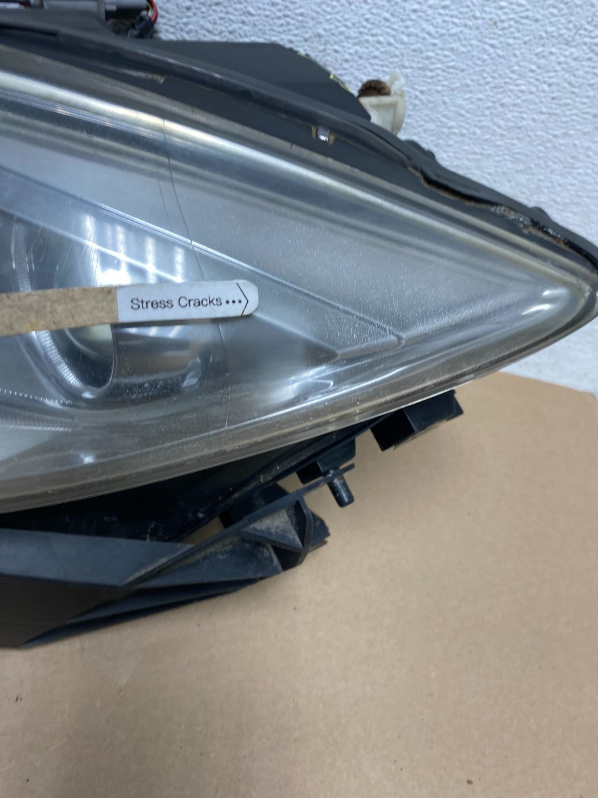 2009 - 2010 Mazda 6 Left Driver LH Side Halogen Headlight AE6643 DW4