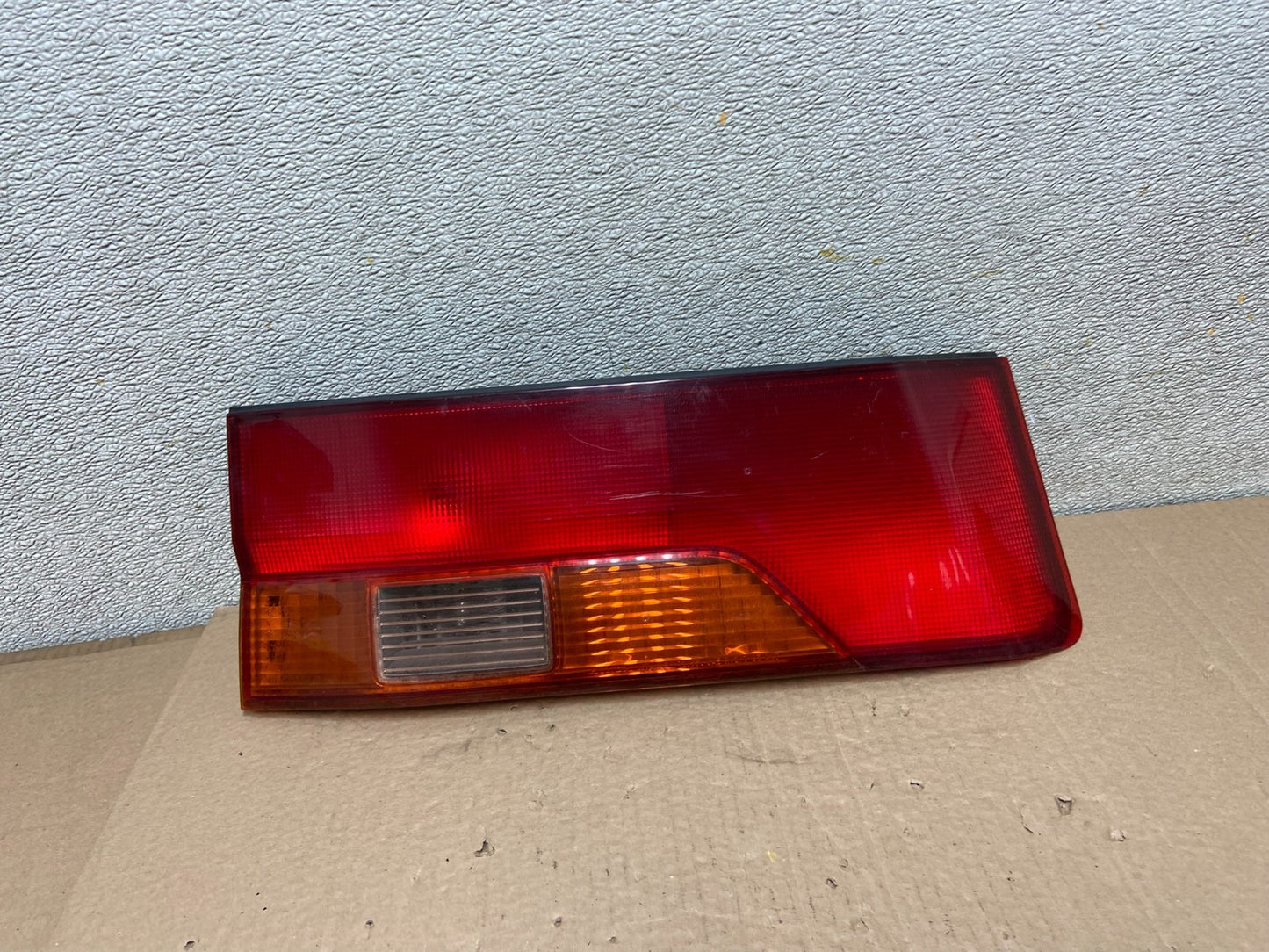 1999 2000 2001 Honda Odyssey Left Driver LH Tail Light Inner Oem AB2423 LK0