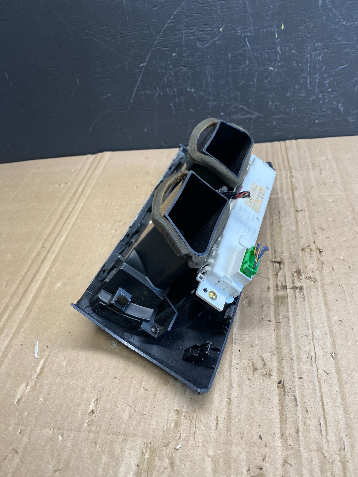 2004 to 2008 Acura TL Front Dash Dashboard AC Center Clock Air Vent AB8966 DG4