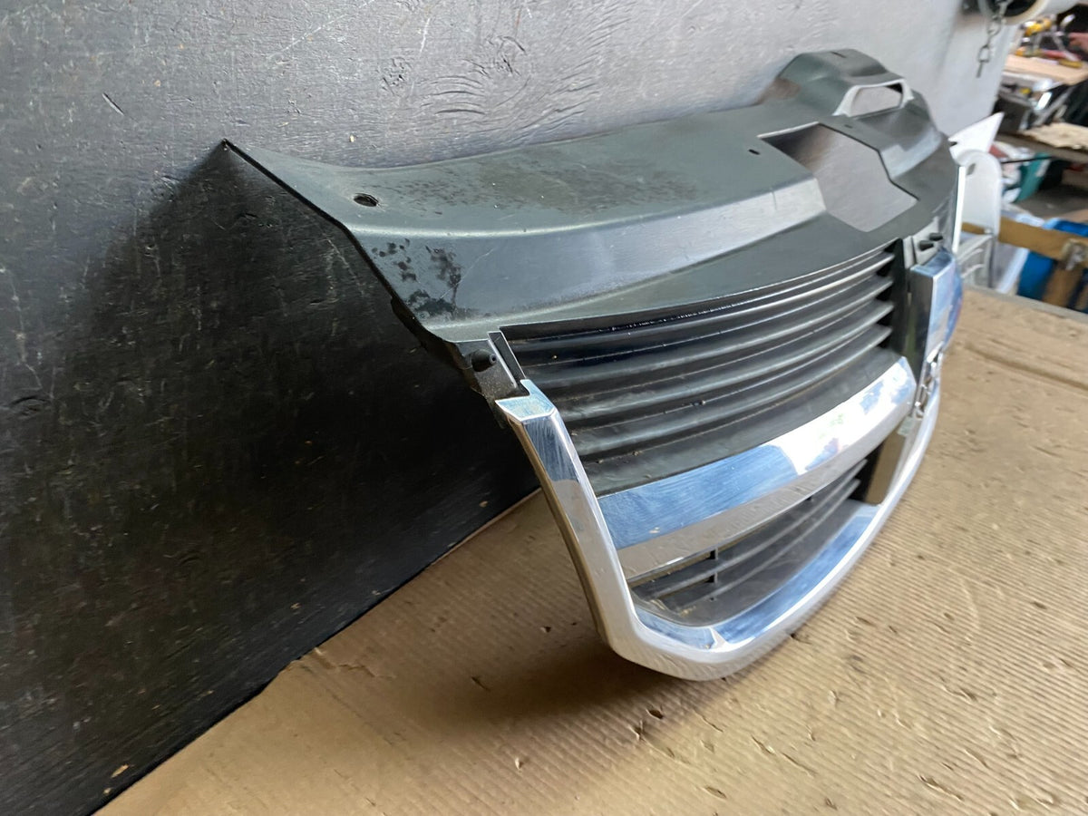 2009 to 2010 Dodge Journey Front Upper Grill Grille N8438 DG2