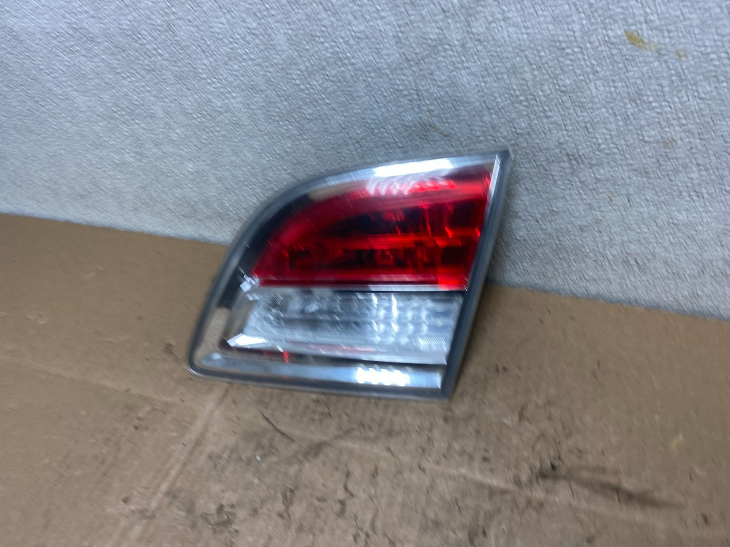2007 2008 2009 Mazda Cx-9 Right Passenger Rh Side Inner Tail Light Oem Y9167 DW1