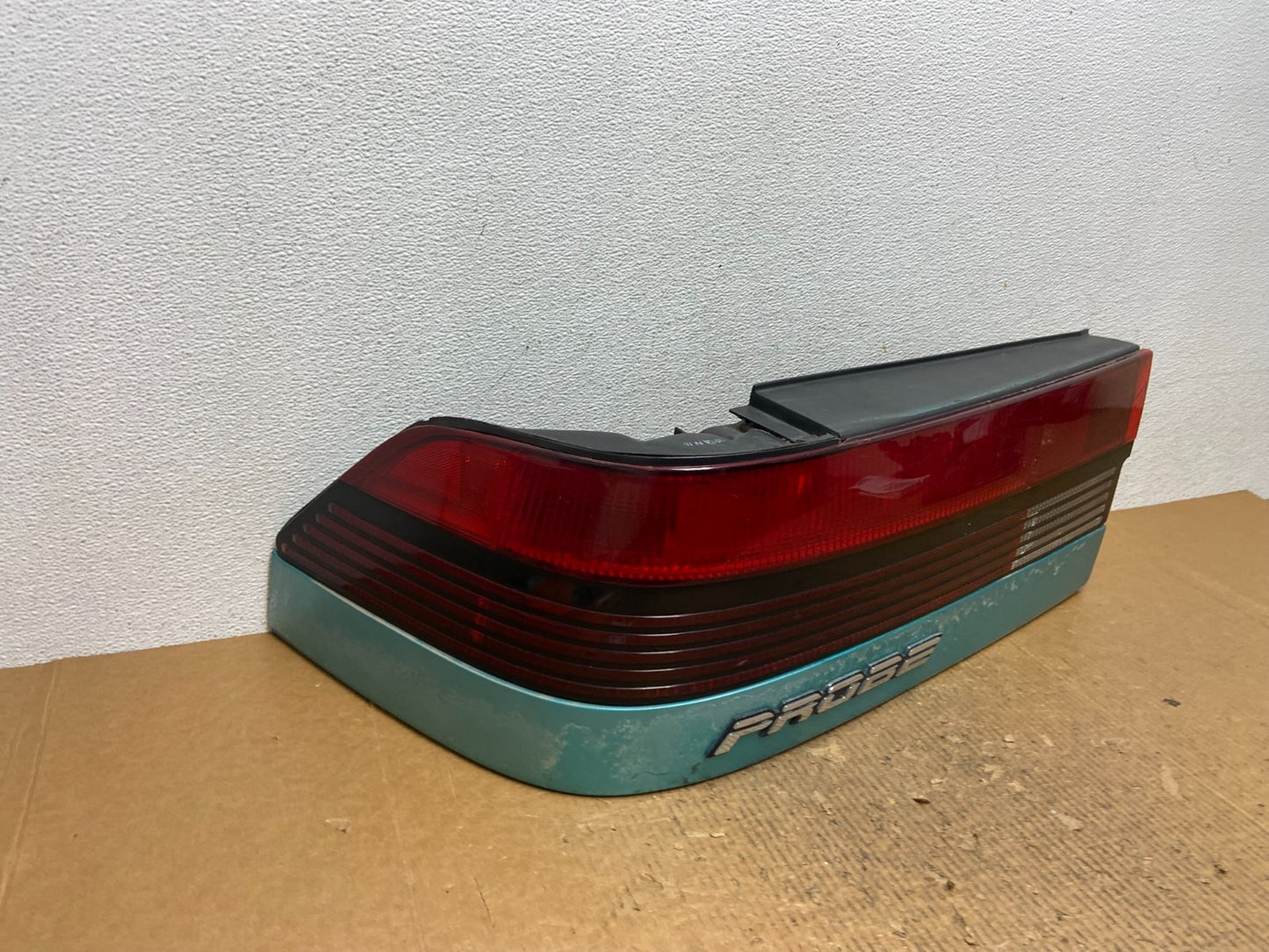 1990 to 1992 Ford Probe GT Left Driver LH Side Tail Light ae2699 DG2