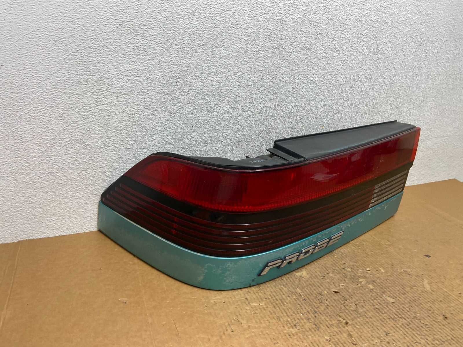 1990 to 1992 Ford Probe GT Left Driver LH Side Tail Light ae2699 DG2