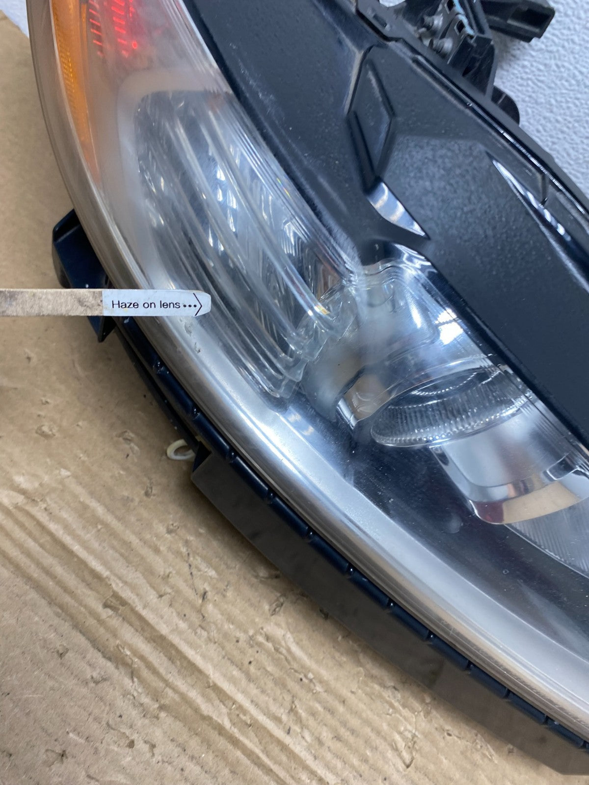 2013 to 2016 Ford Fusion Right Passenger Rh Side Headlight AD4050 DW4