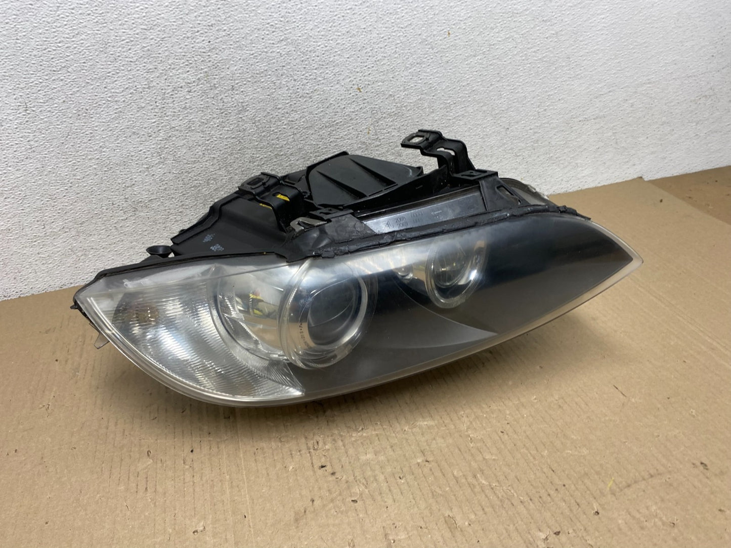 2007-2010 BMW 3-Series Coupe 335i Right Passenger Headlight Xenon HID AF5857 DW0