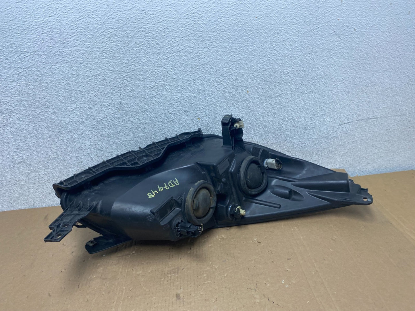 2013 - 2016 Ford Escape Headlight Left Driver Lh Side Halogen AD7948 DW8