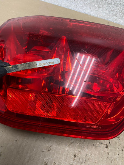 2003 2004 2005 Honda Pilot Left Driver LH Side Tail Light AI2455 LK3