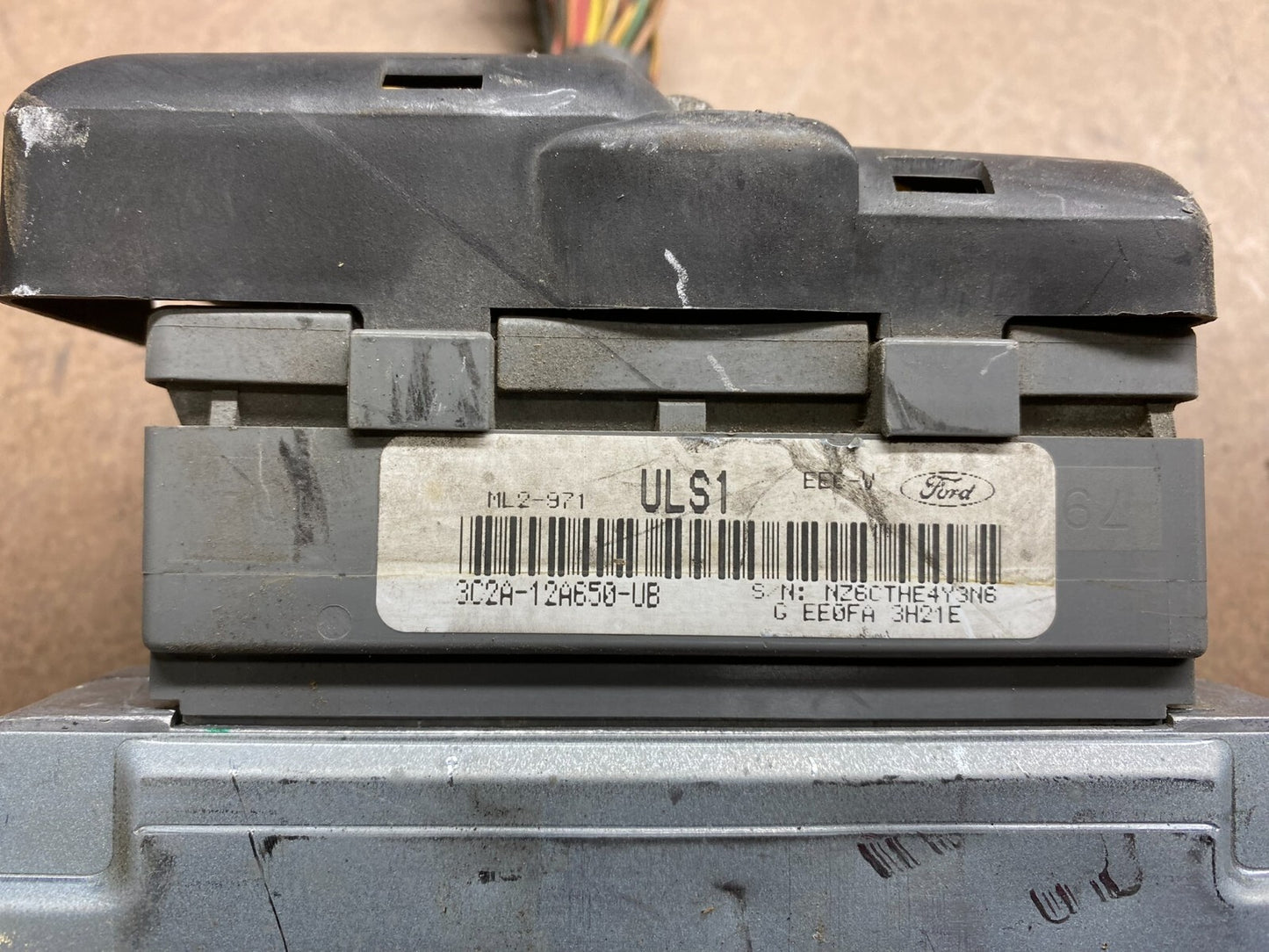 2003 Ford E-Series 4.2L Engine Control ECM Computer 3c2a-12a650-ub H4009 PS2