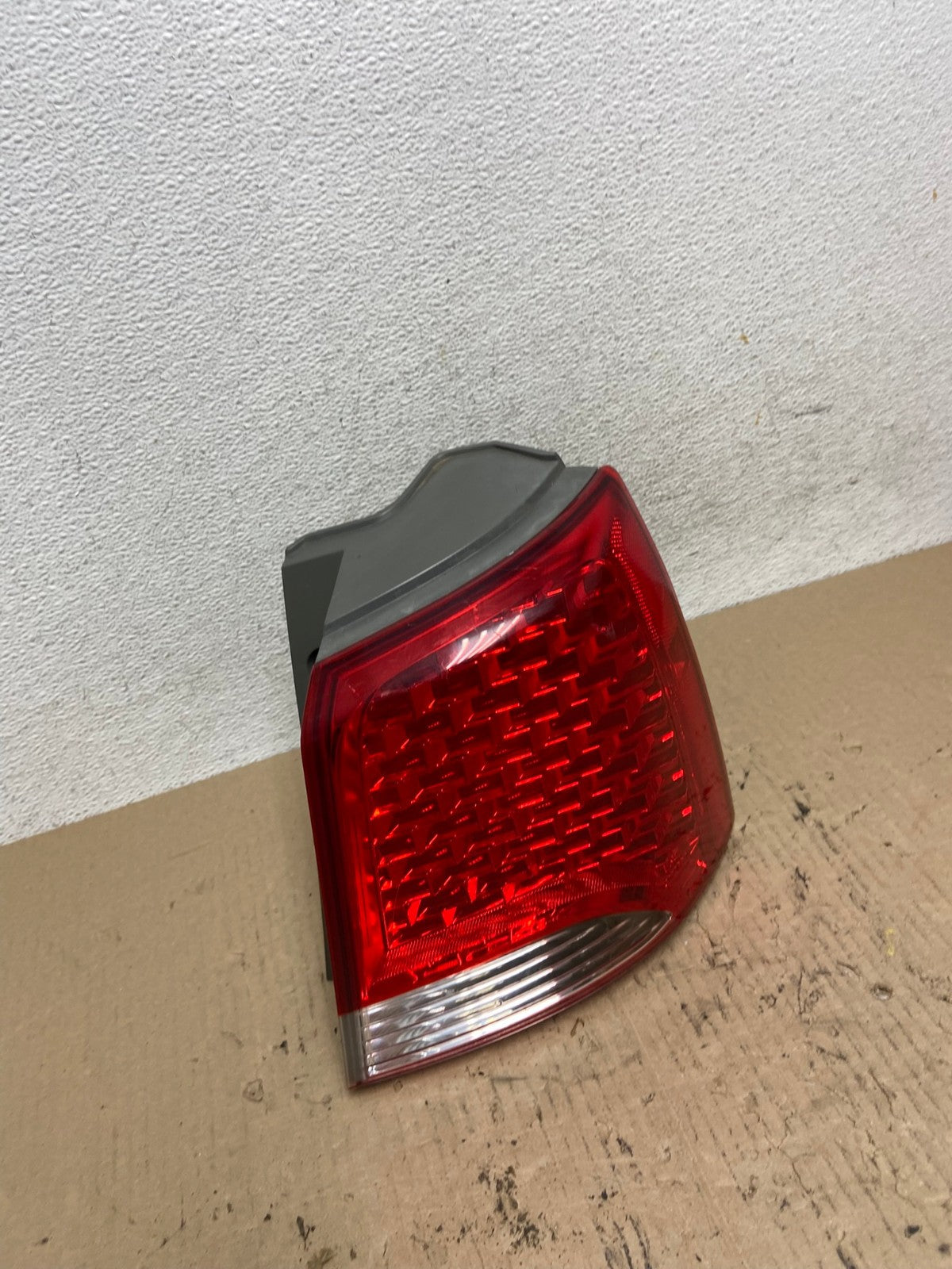 2010 2011 2012 Kia Sorento Right Passenger RH Side Tail Light AF5949 LK2