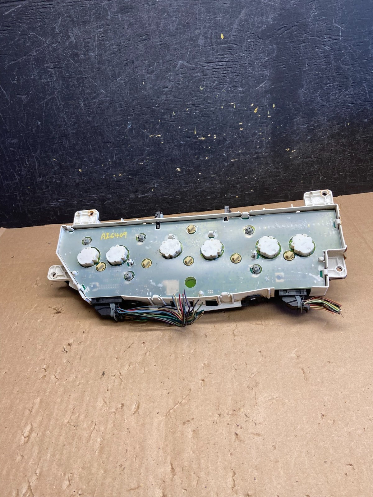 2006 Ford E350 Gauge Speedometer Cluster AI6409 DW5